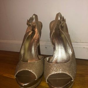 Pelle Moda Sparkly Gold Heels